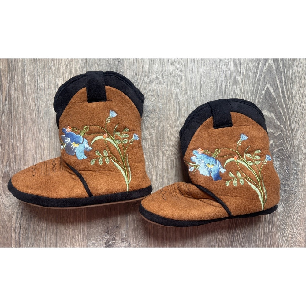 CicciaBella Kids Cowboy Boot Slippers Tan Floral Faux Fur Small 6.5-7.5